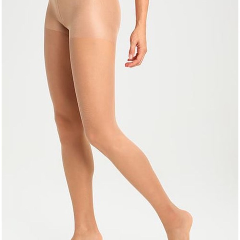 DIM essentials sheer tights for timeless appeal